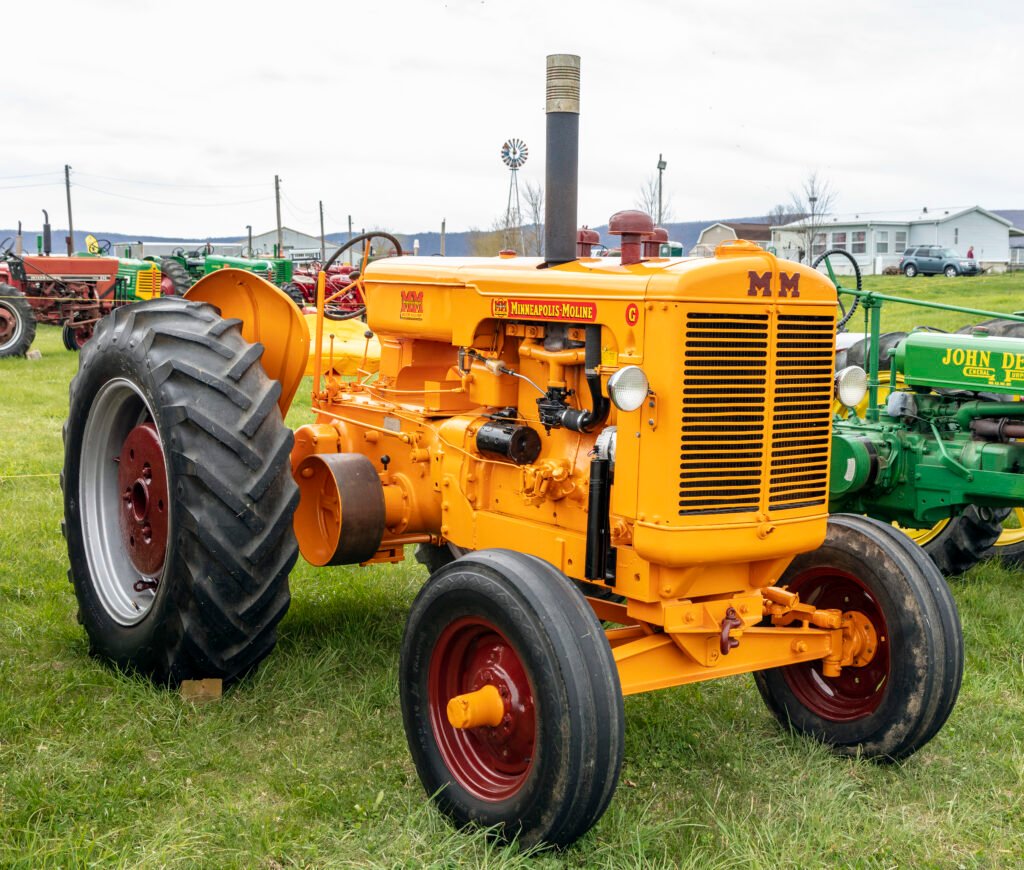 Minneapolis-Moline GT tractor