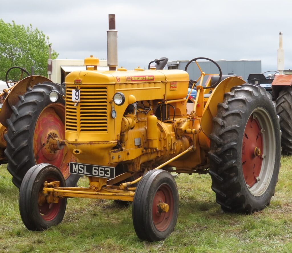 Minneapolis-Moline UTS tractor