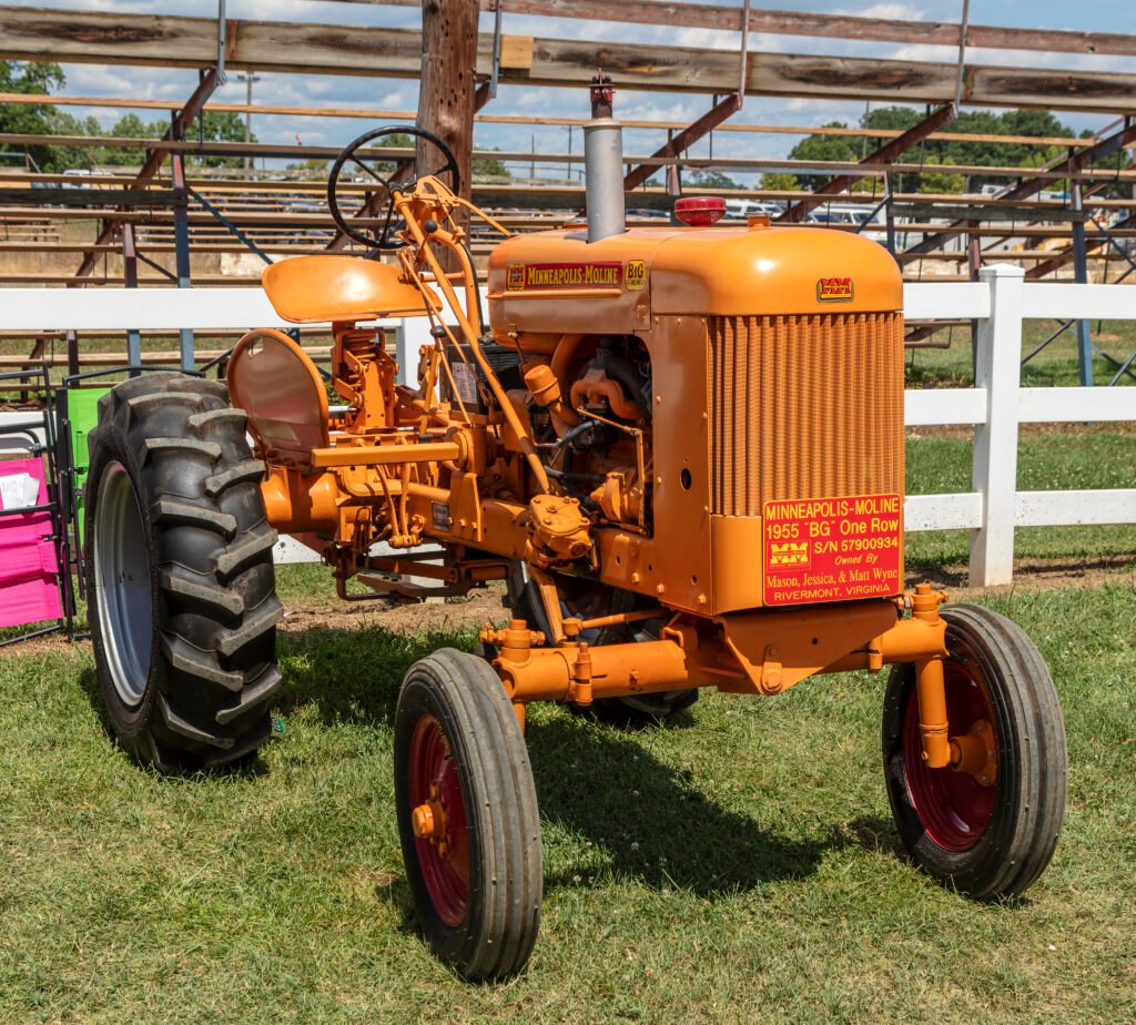 Minneapolis-Moline BG tractor