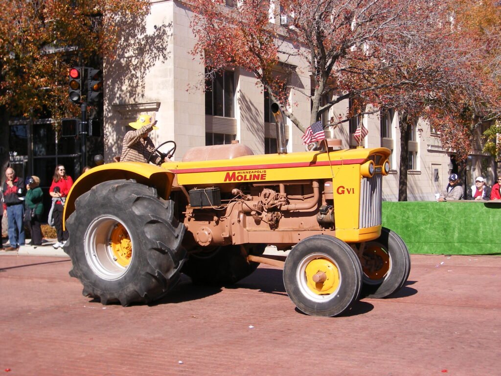 Minneapolis-Moline G-VI tractor